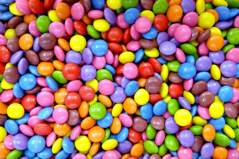 confiserie-VALBONNE-min_smarties_confectionery_lenses-1150911